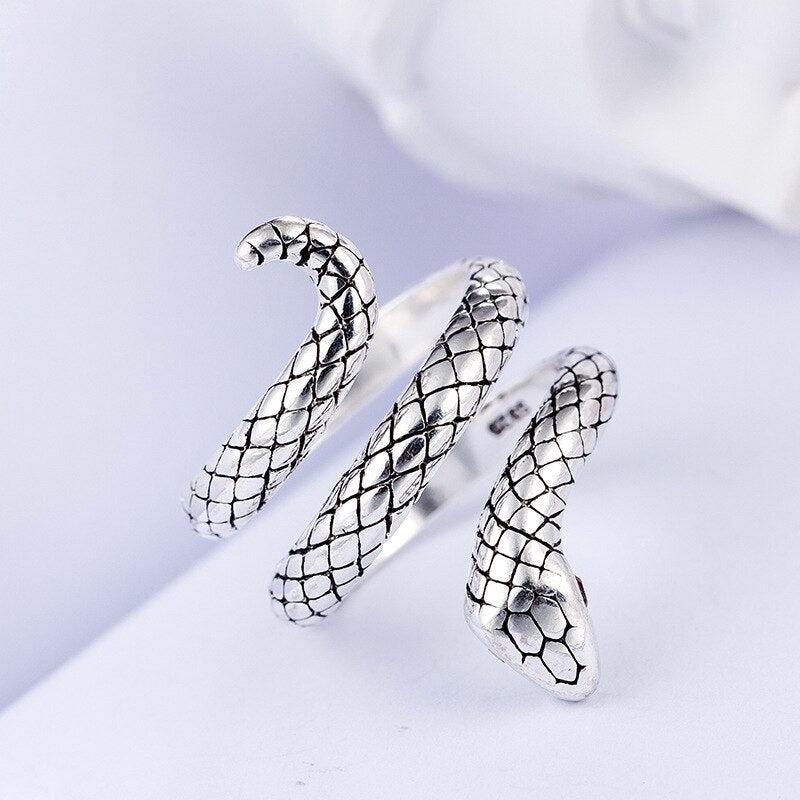 Cute Snake Ring