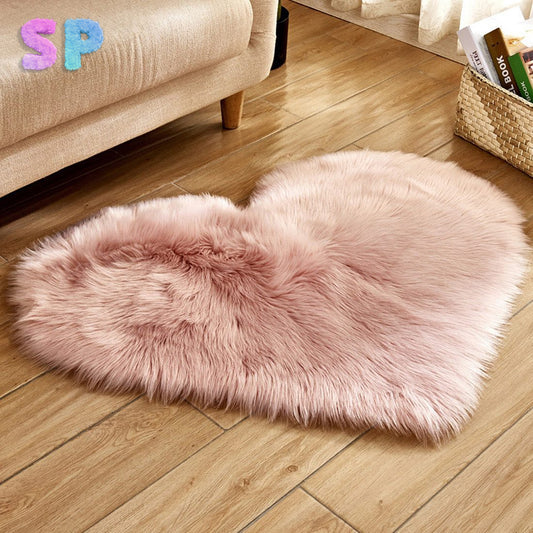 SUPERPLUSH - Furry Heart Rugs